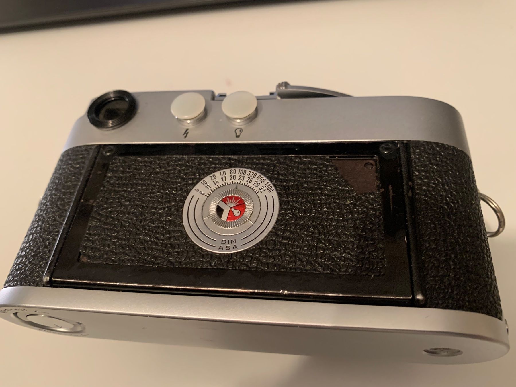 Leica Kamera: Leica M2 mit Summicron 1:2/50 – Gebraucht aus Zürich von rayberg 7