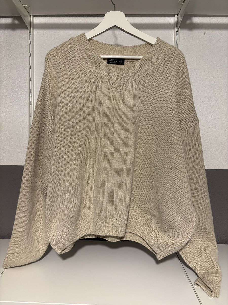 Maglioni & Felpe: V-Ausschnitt Strickpullover Beige - Perfekt für Herbst! – Nuovo (secondo la descrizione) da Küttigen venduto da Hedimia