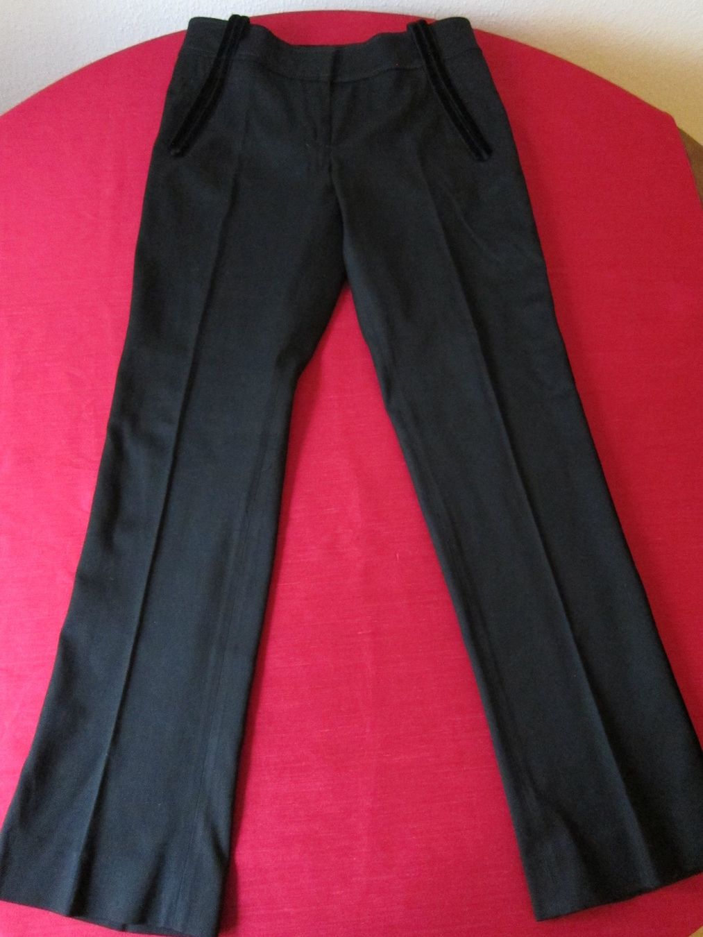 Pantaloni: Hose Byblos NEU! mit Samtstreifen – Nuovo (secondo la descrizione) da Zürich venduto da Italia58 5