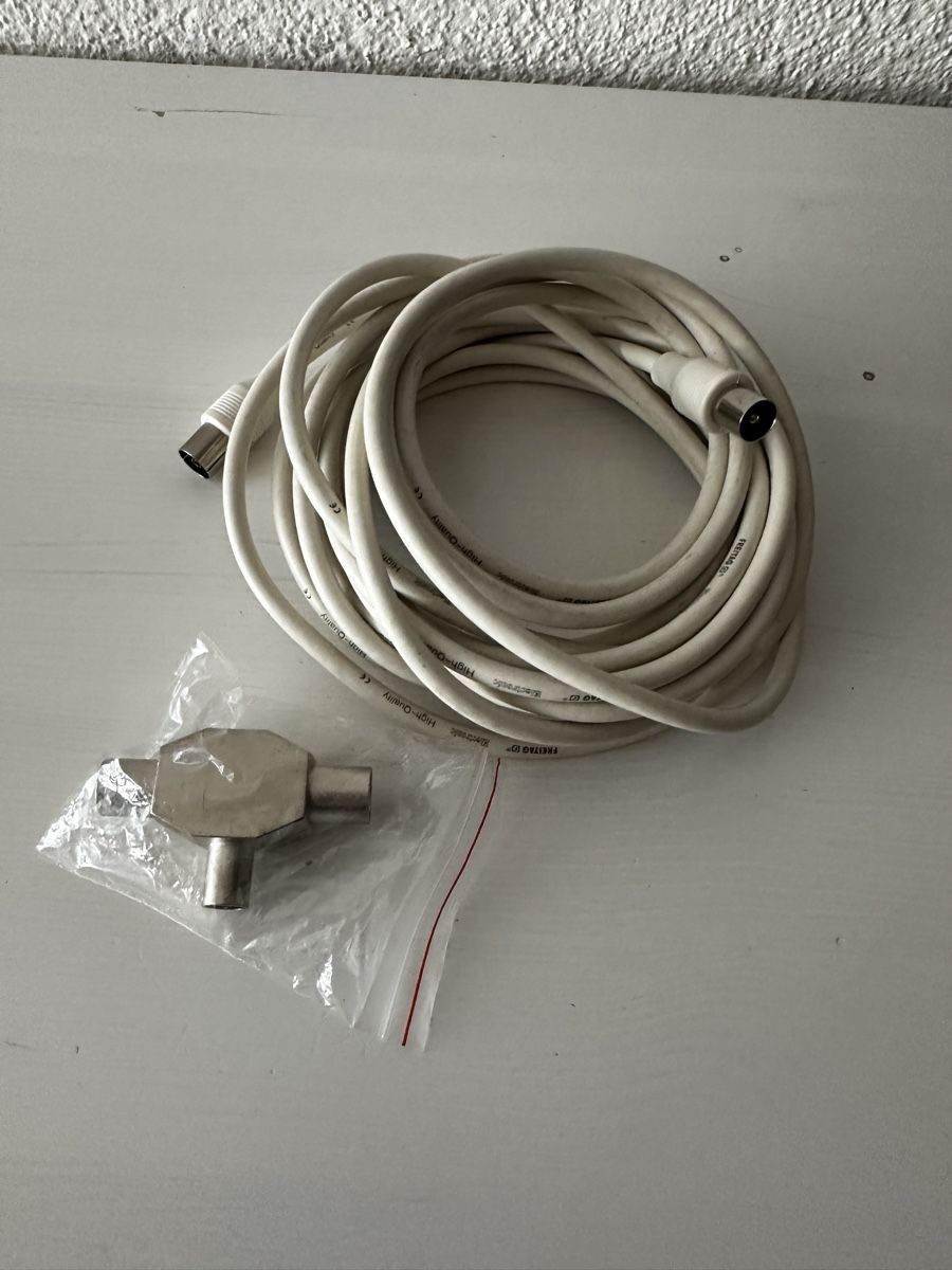 Radiocomunicazione: Antennen mit Stecker – Usato da Zürich venduto da Gadgets2020