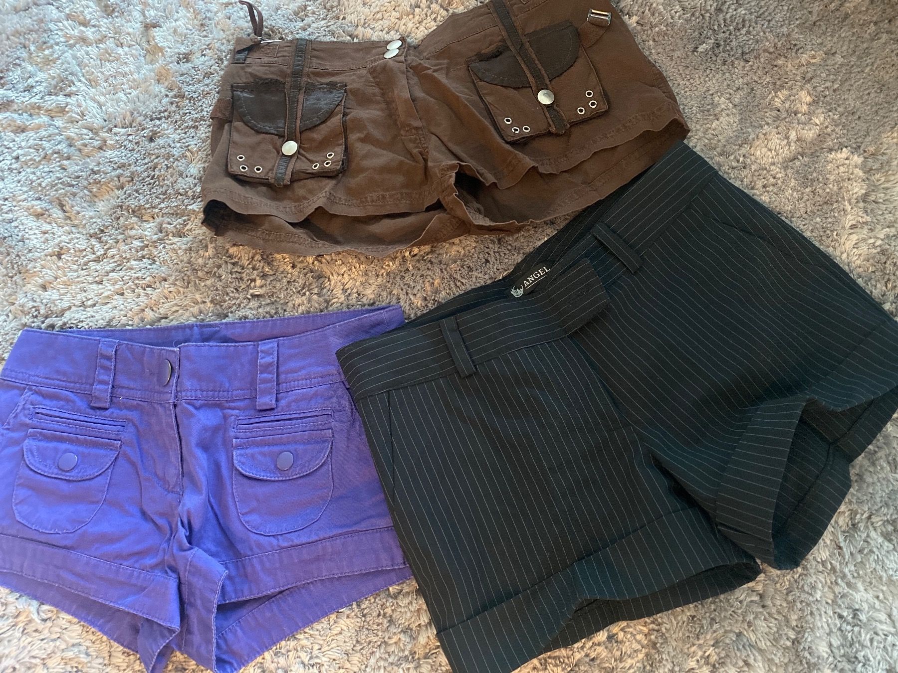 Pantaloni: Shorts – Nuovo (secondo la descrizione) da Zürich venduto da lcl_r88r