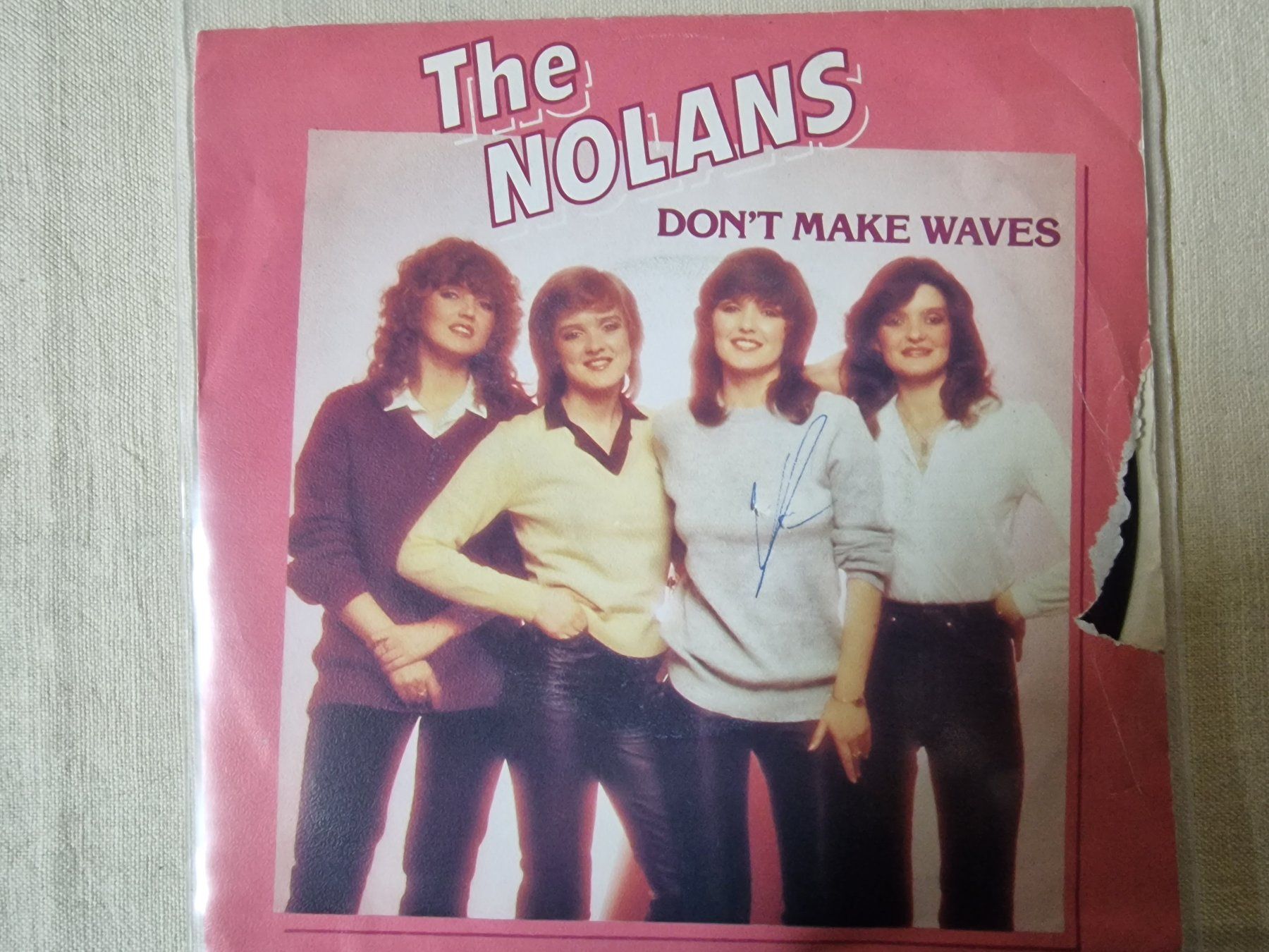 Vinyles: The Nolans Single – Don't Make Waves – D'occasion à Root par atelier22