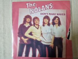 The Nolans Single – Don't Make Waves