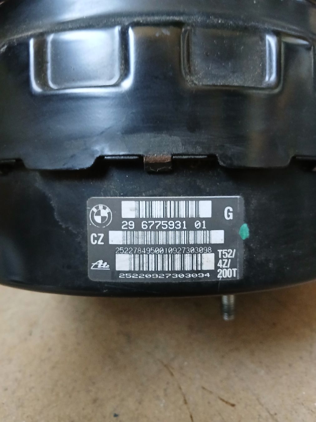 BMW Tutti pezzi di ricambio auto: Servofrein BMW E91 325 – Usato da la heutte venduto da Auto-stock 1