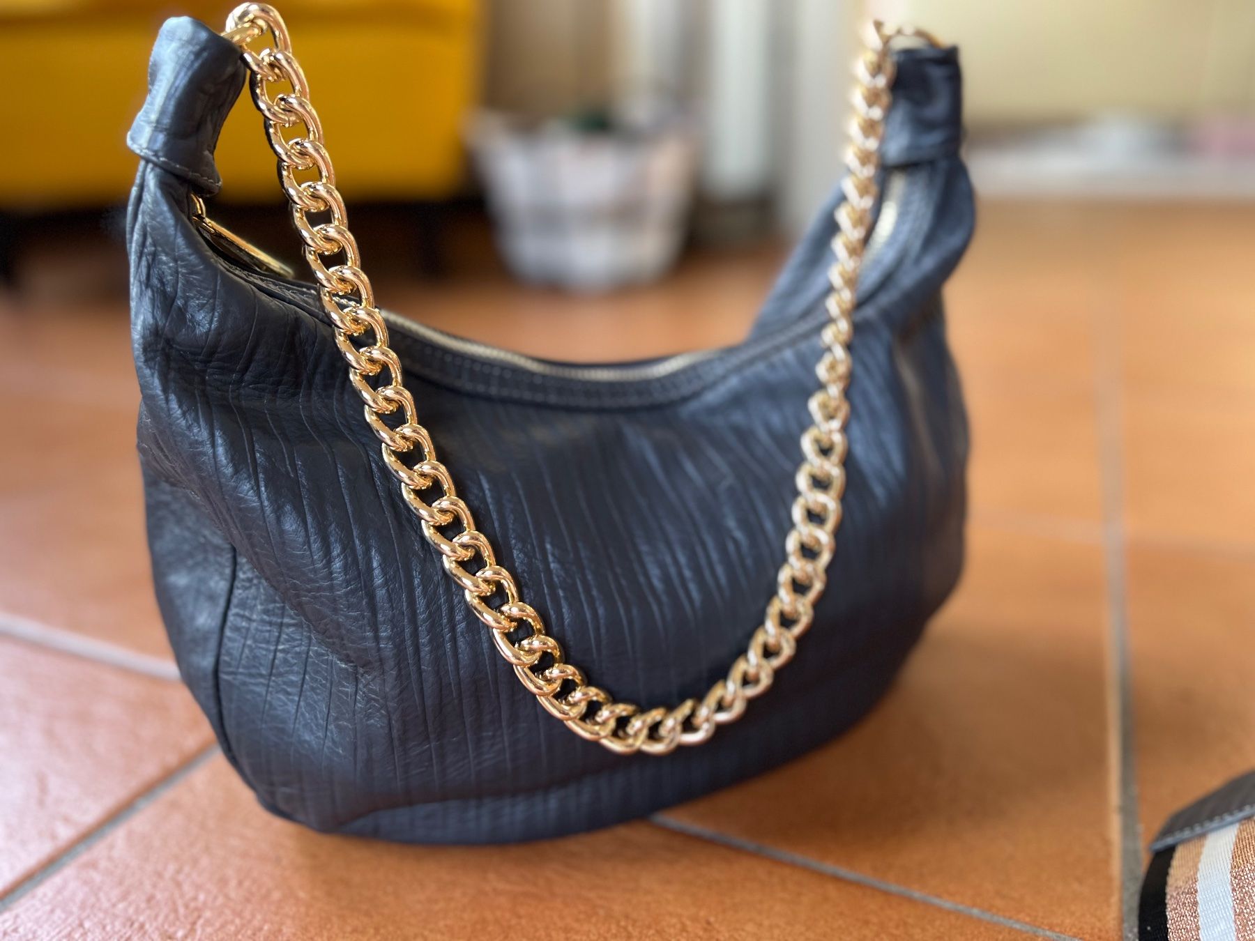 Borse da donna: Bellissima borsa – Usato da Bellinzona venduto da bul_mvy5