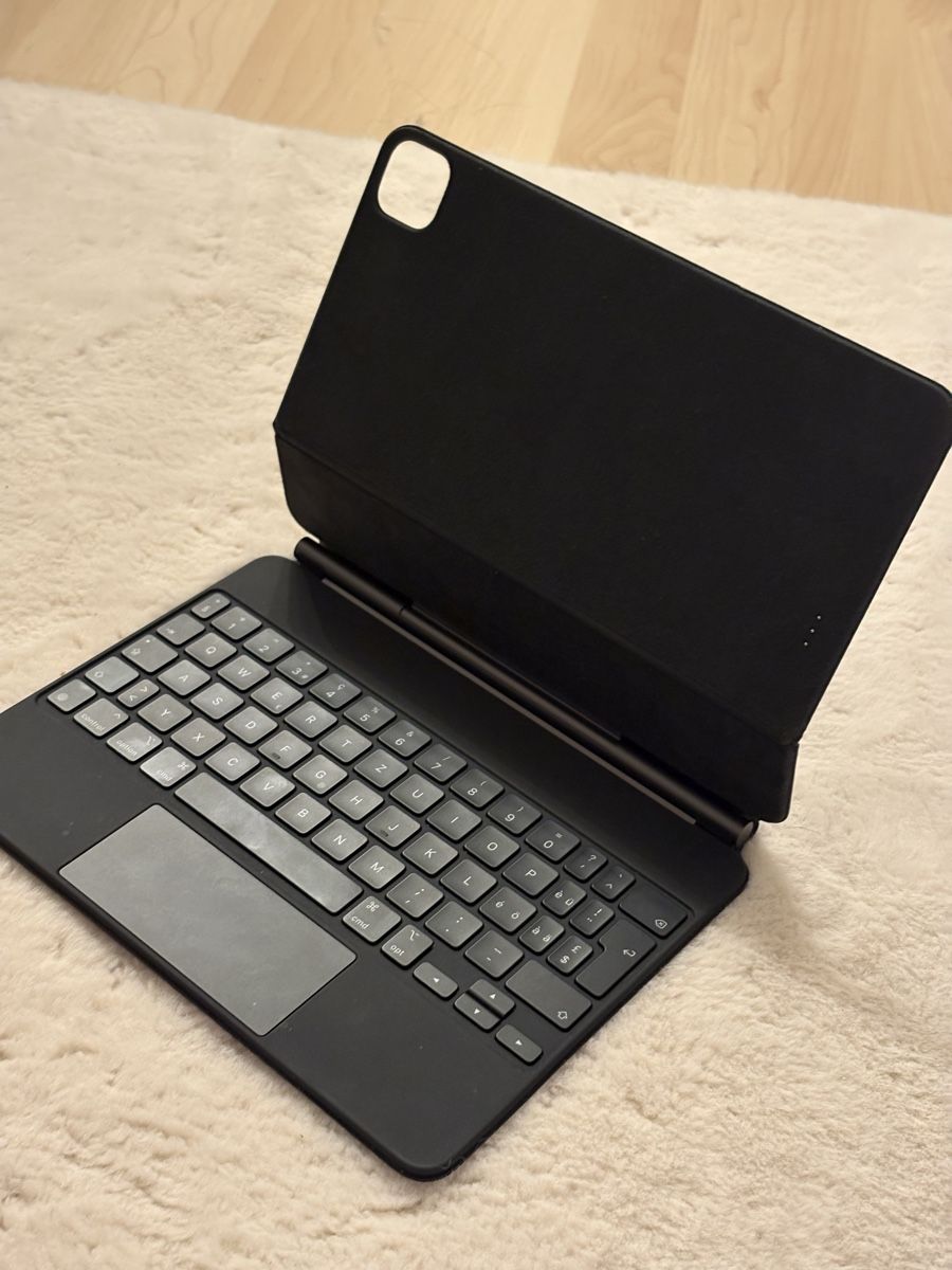 Apple Claviers: Apple Magic Keyboard iPad Pro 11 – D'occasion à Degersheim par GVkauf