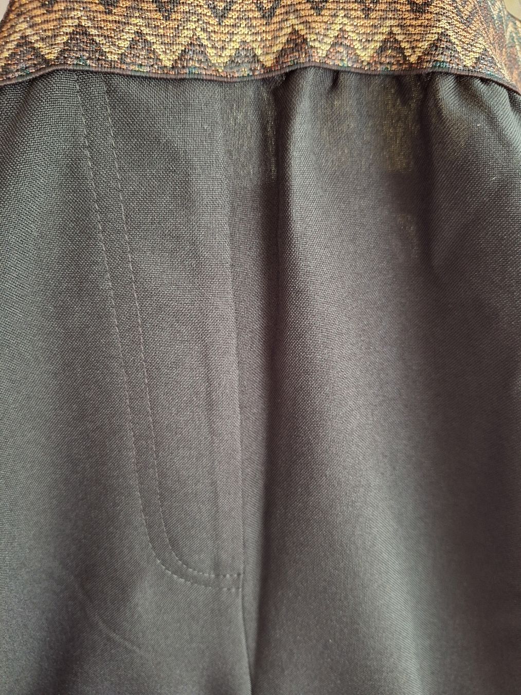 Pantaloni: pantalon noir taille 52 neuf – Nuovo (secondo la descrizione) da Genève venduto da maria1209 4