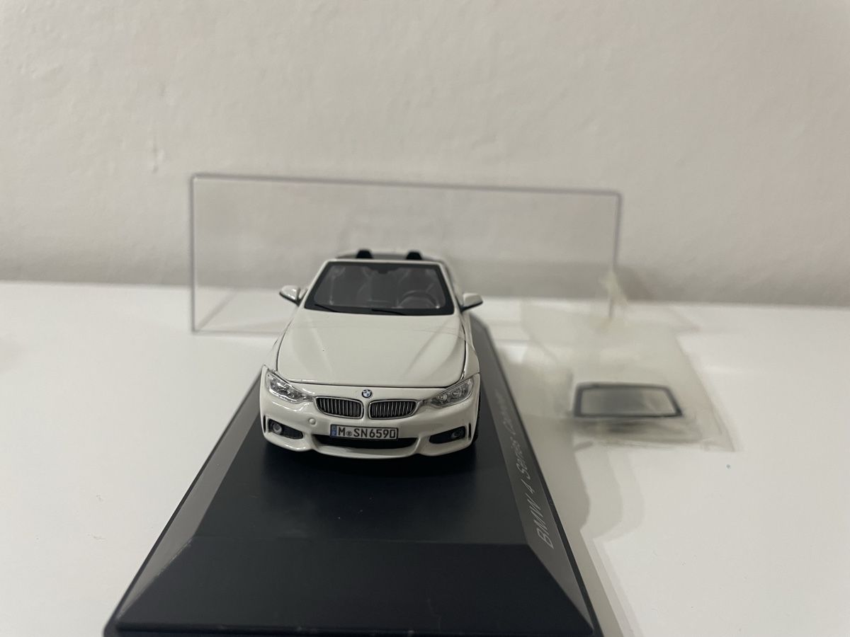BMW Modellini d'auto: Bmw 4 Cabriolet 1/43  – Usato da Paradiso venduto da jovica1987 1