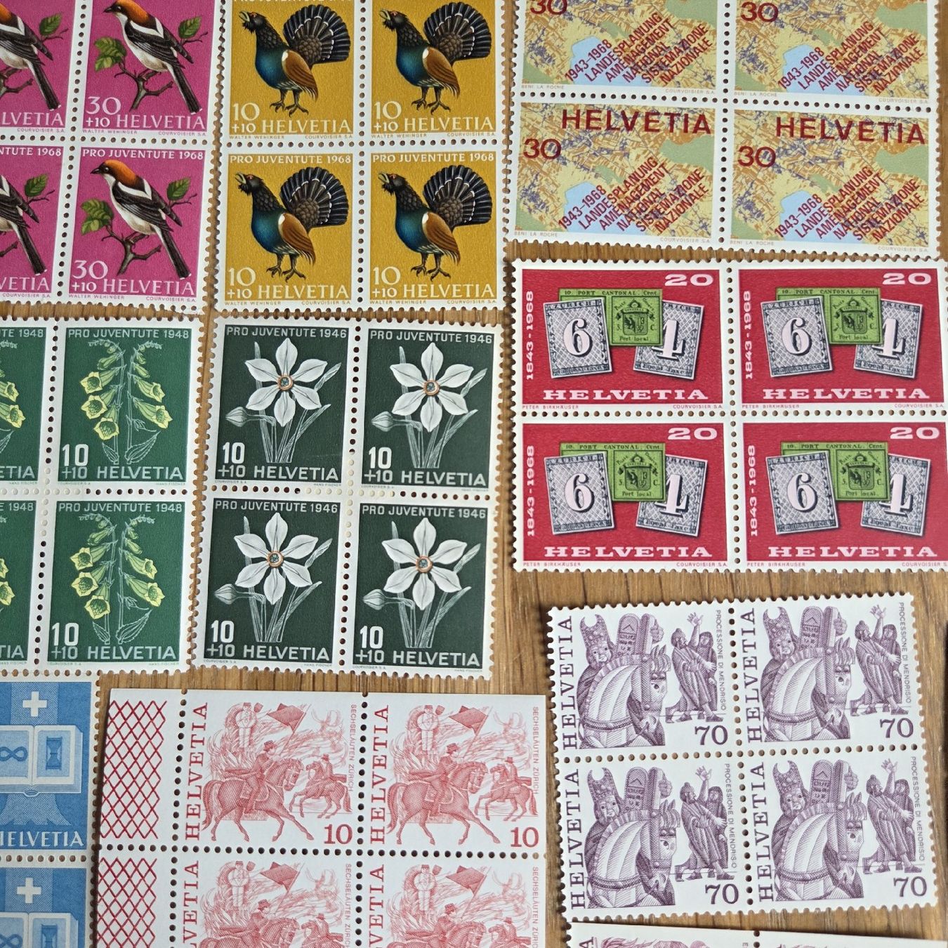 Tutti i francobolli: Postfrische 4er Blöcke Briefmarken CH – Usato da Stans venduto da Ducati16 9