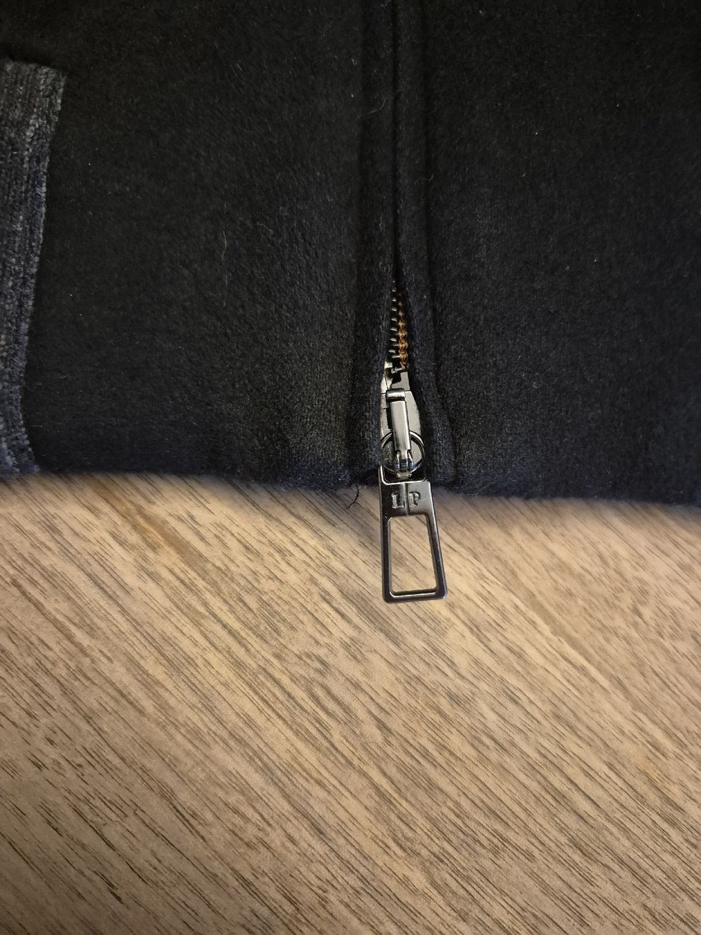 Loro Piana Giacche: Loro Piana Kaschmirjacke  – Nuovo (secondo la descrizione) da Weesen venduto da sch_cs6t 6