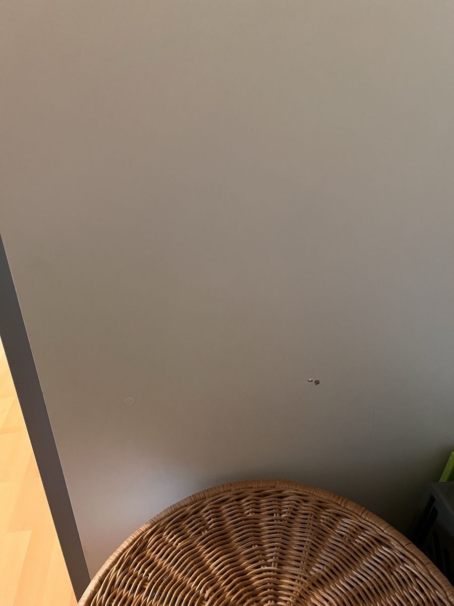 Armoires: Kleiderschrank mit Schwebetüren – D'occasion à Hinwil par Michelle.C 4