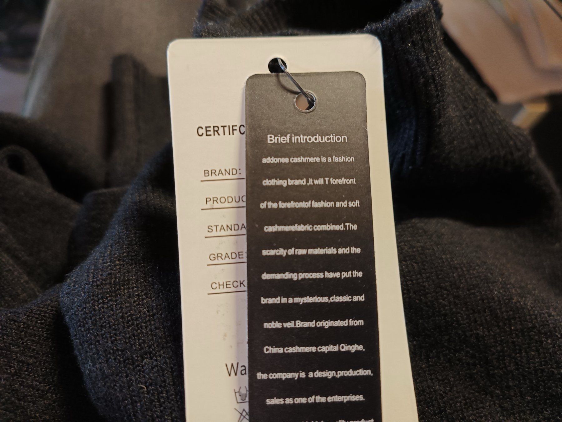 Pullover & Sweatshirts: Kaschmir Pullover – Neu und originalverpackt aus Zürich von siljona 2