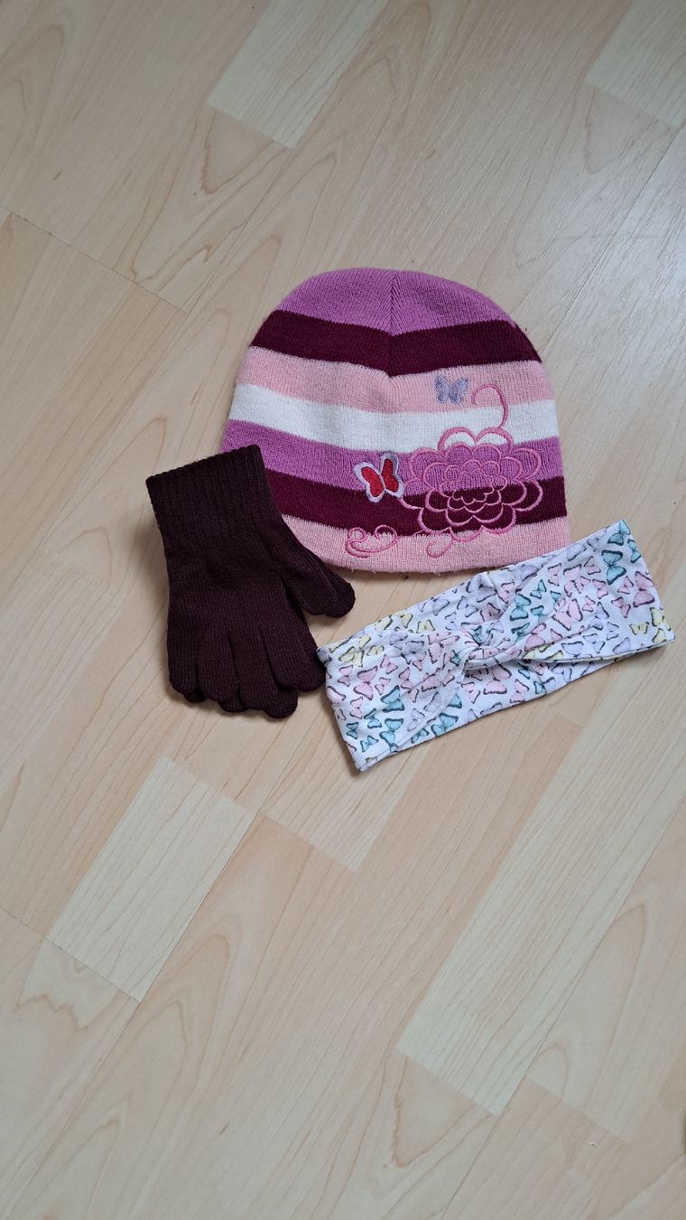 Lotti & Set di vestiti: Mädchen Kleiderpaket Grösse 86 – Usato da Schüpfheim venduto da liv_h2kv 2