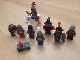 Lego Figuren Classic Castle mit etwas Zubehör