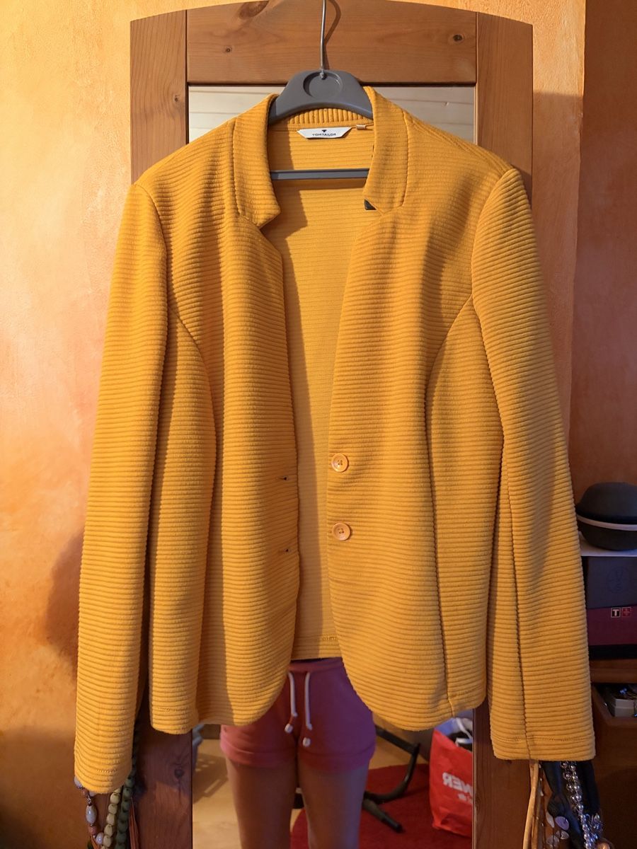 Tom Tailor Jacken: Blazer Tom Tailor – Gebraucht aus Lavigny von Lea_9rxv