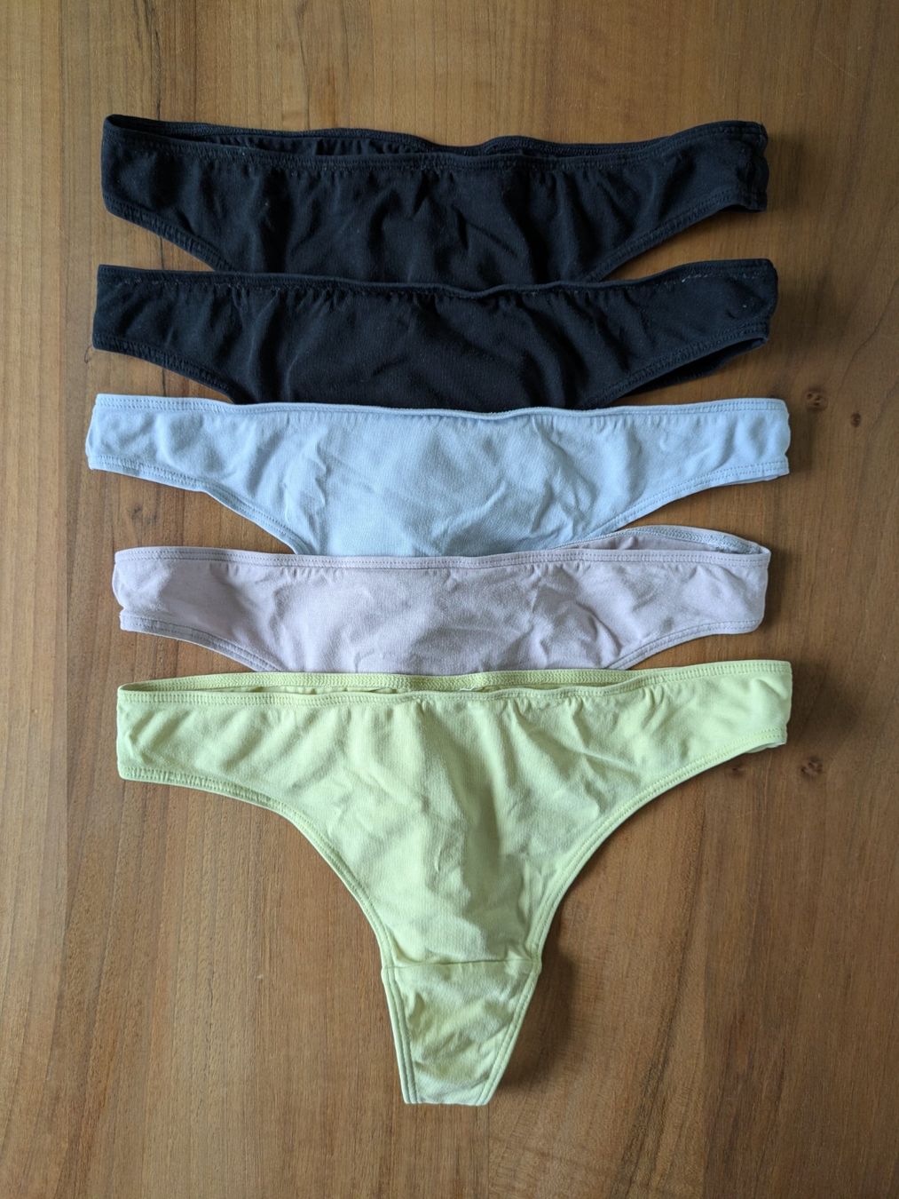 H&M Autres dessous: 5 Strings "H&M" Gr. S – D'occasion à Bonstetten par Scoutinggirl