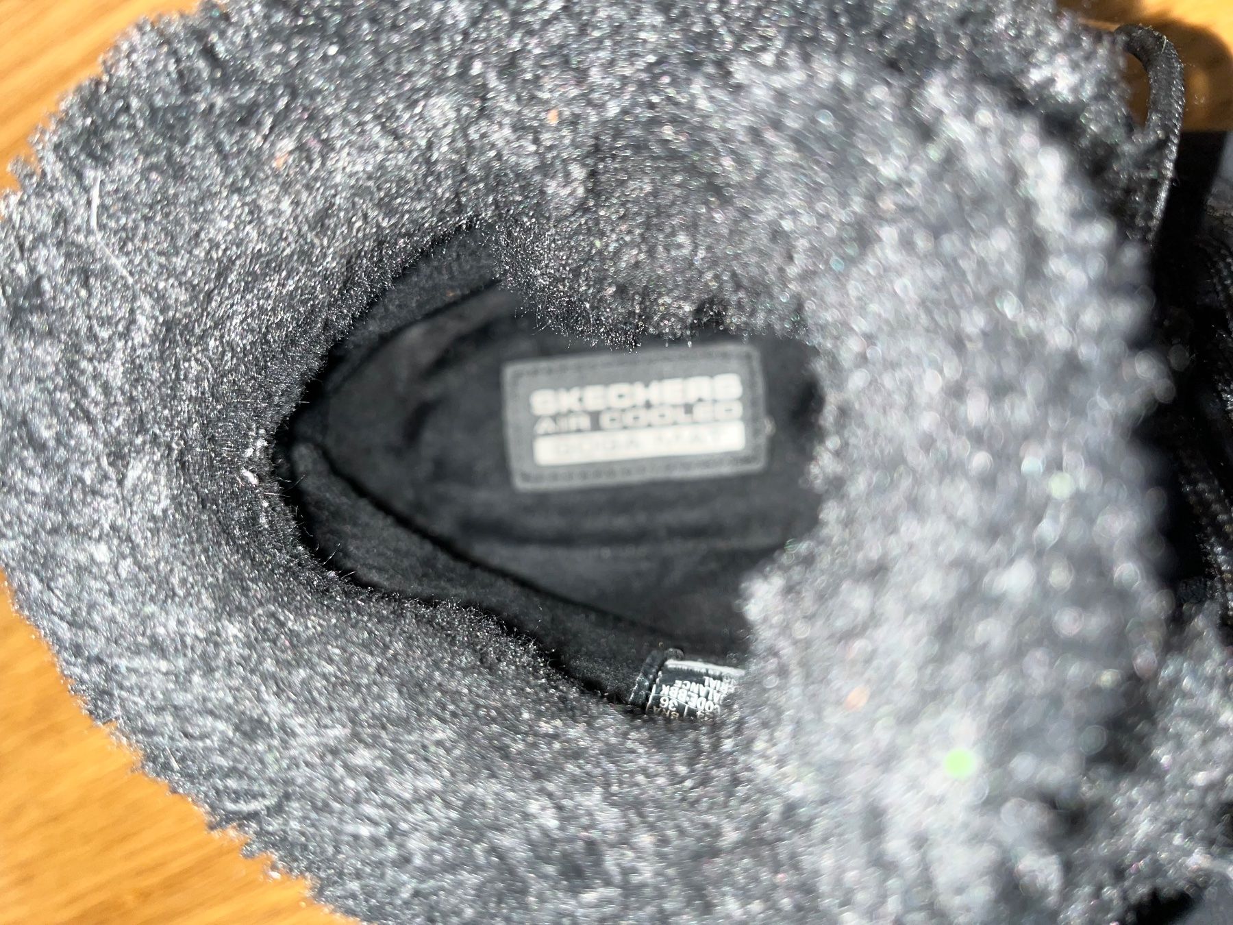 Skechers Scarpe da donna: Skechers Winter Schuheschwarz gr 37 – Usato da Gwatt (Thun) venduto da Letzte-Chance-III 5