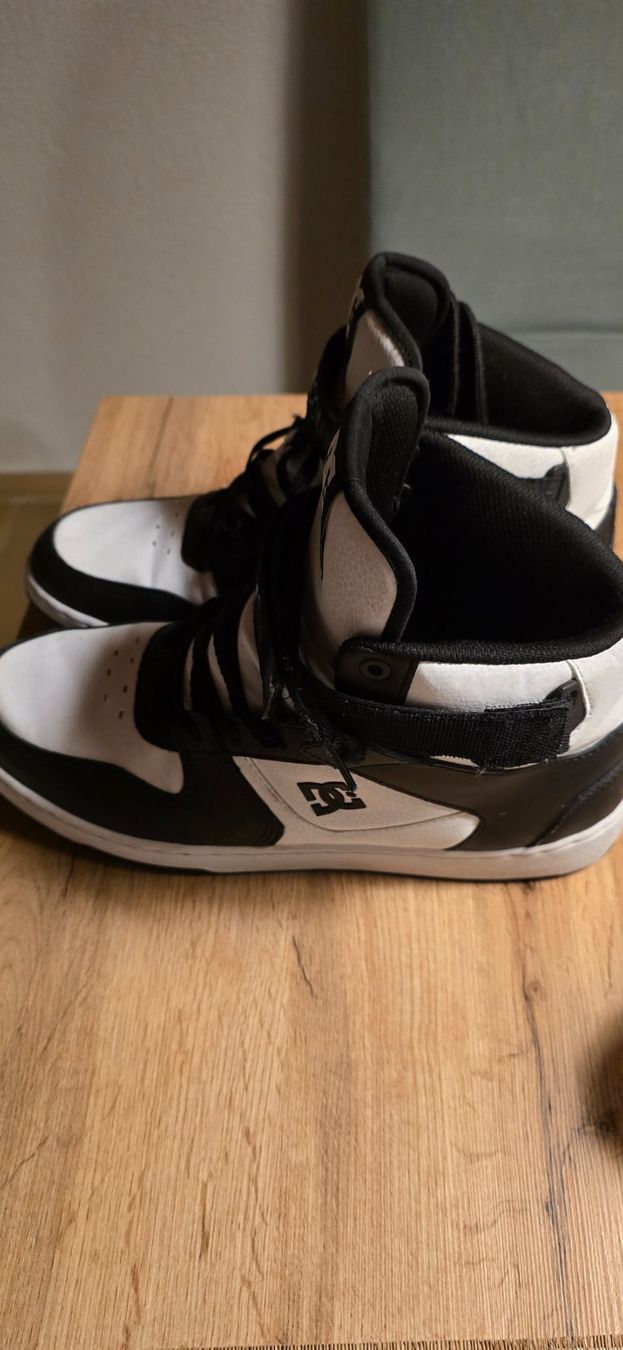 DC shoes Scarpe da uomo: Dcshoecousa – Usato da dietikon venduto da kar_l26c