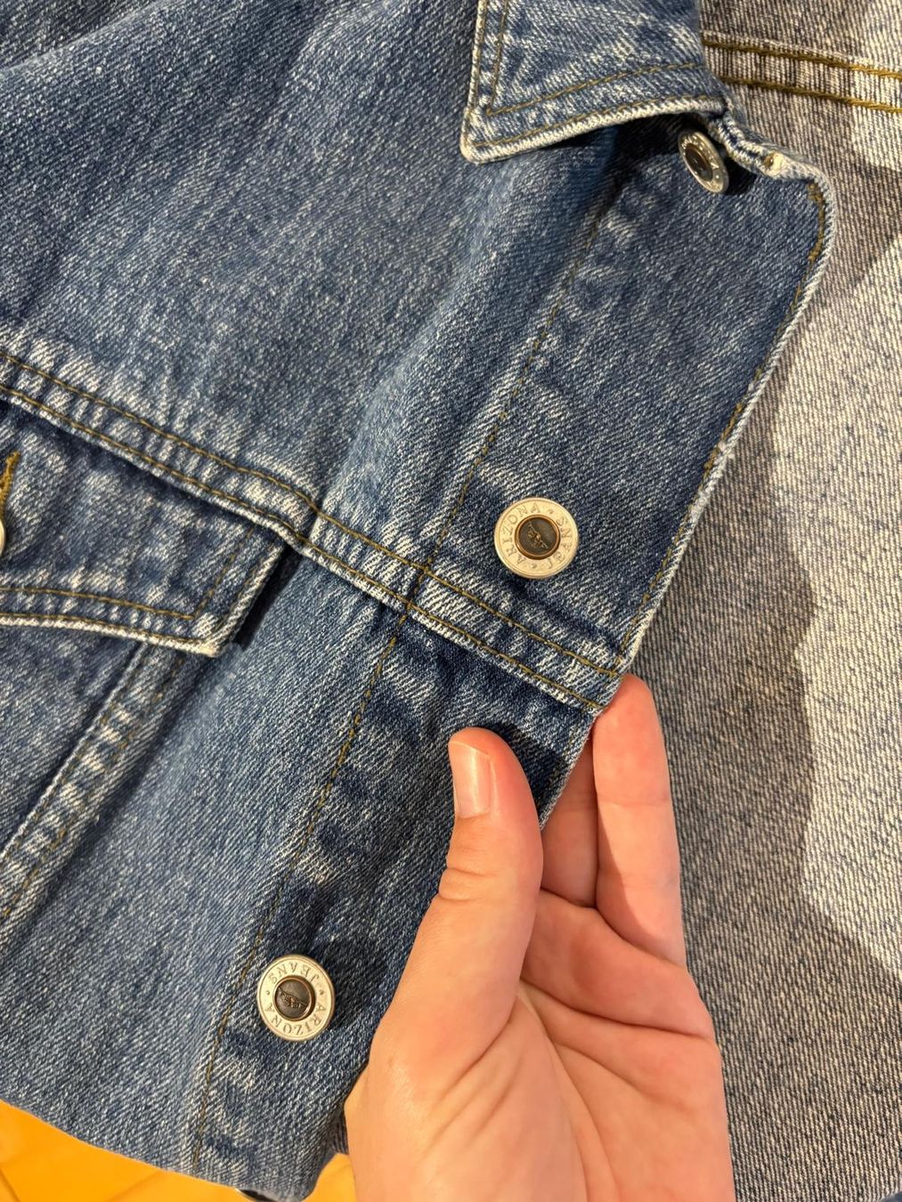 Jacken: Jeans Jacke Oversize – Gebraucht aus Zürich von mil_d5v9 4