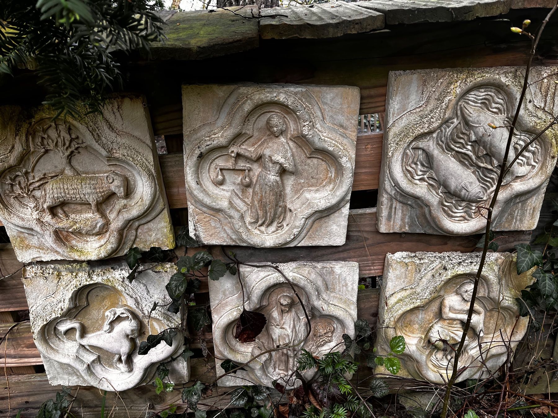 Sculture & Statue: Sternzeichen, Skulptur aus Stein/Gips – Usato da Oberentfelden venduto da Fabianbeboux