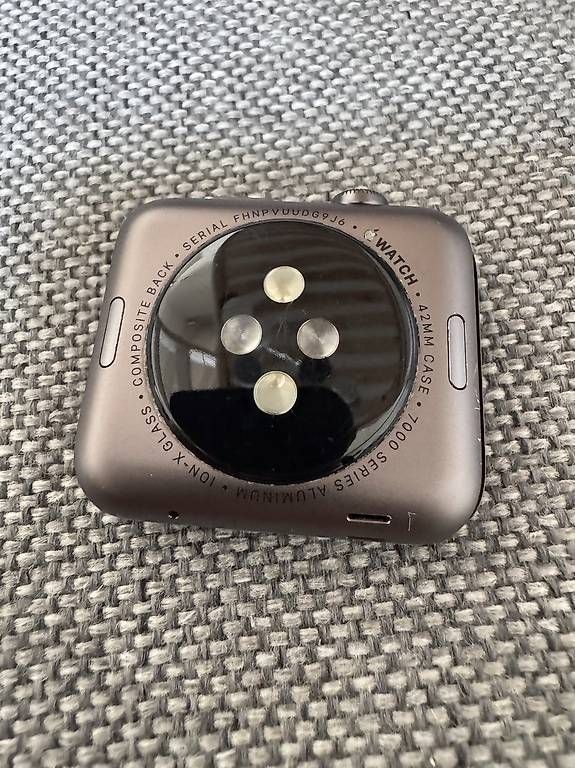 Apple Smartwatch: Apple Watch 42mm Space Gray – Usato da Effretikon venduto da Gettrix 3