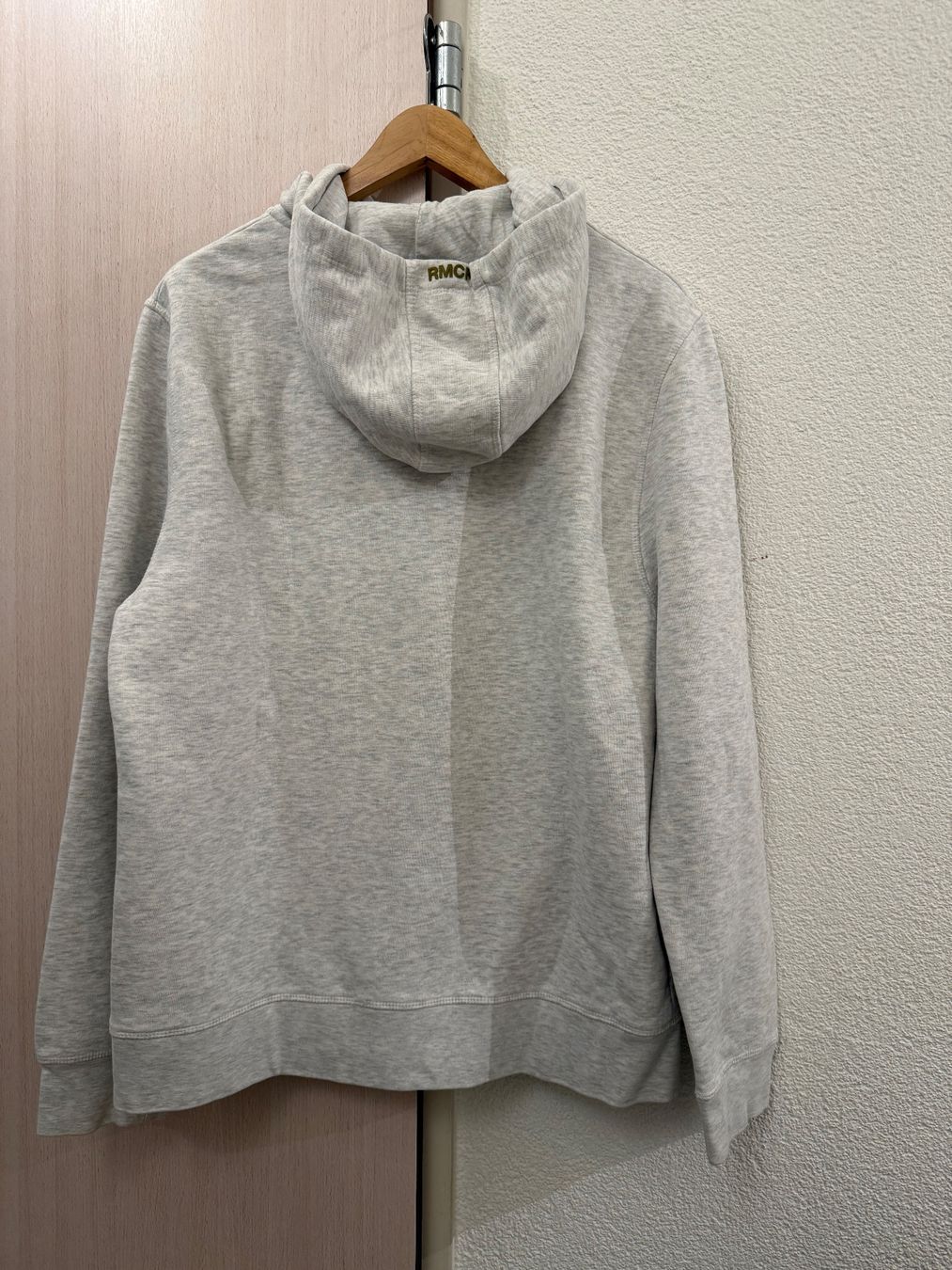 Pullover & Sweatshirts: REAL MADRID HERREN PULLOVER – Gebraucht aus Zürich von flo_7cvq 1