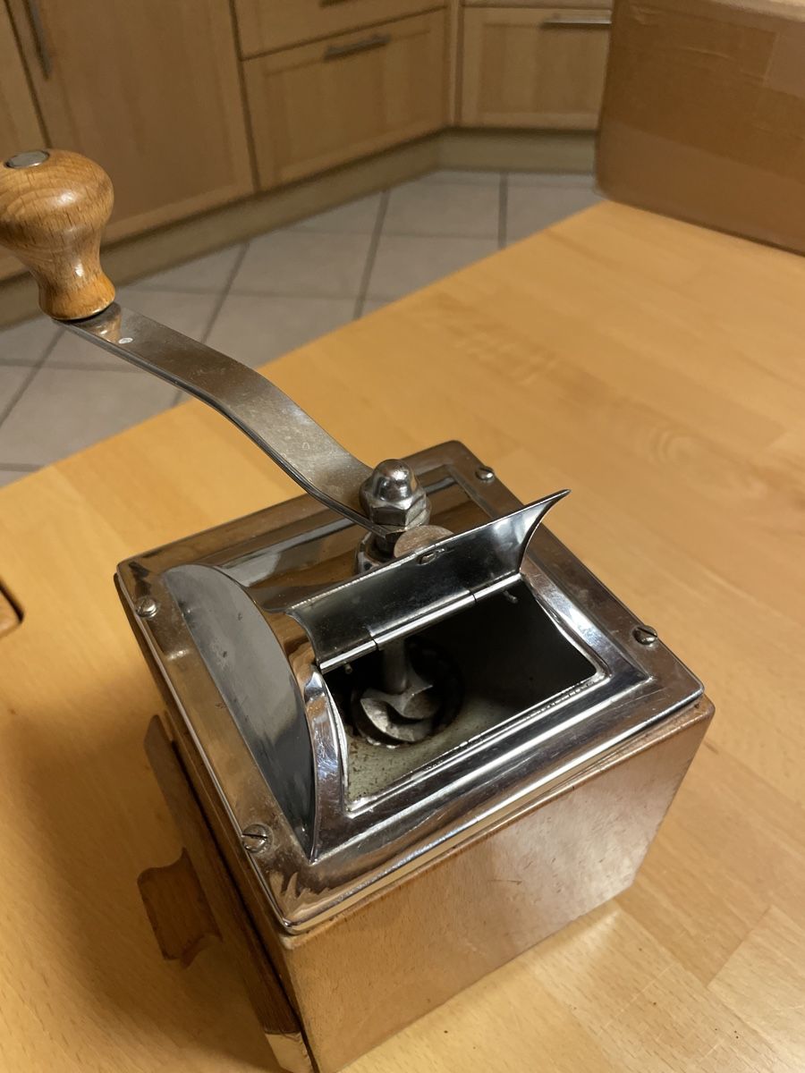 Elettrodomestici da cucina: DeVe Kaffeemühle – Usato da Römerswil LU venduto da Ivo771 2