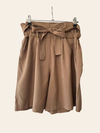 8 By Yoox Paperbag Shorts Gr. S – Braun Camel High Waist