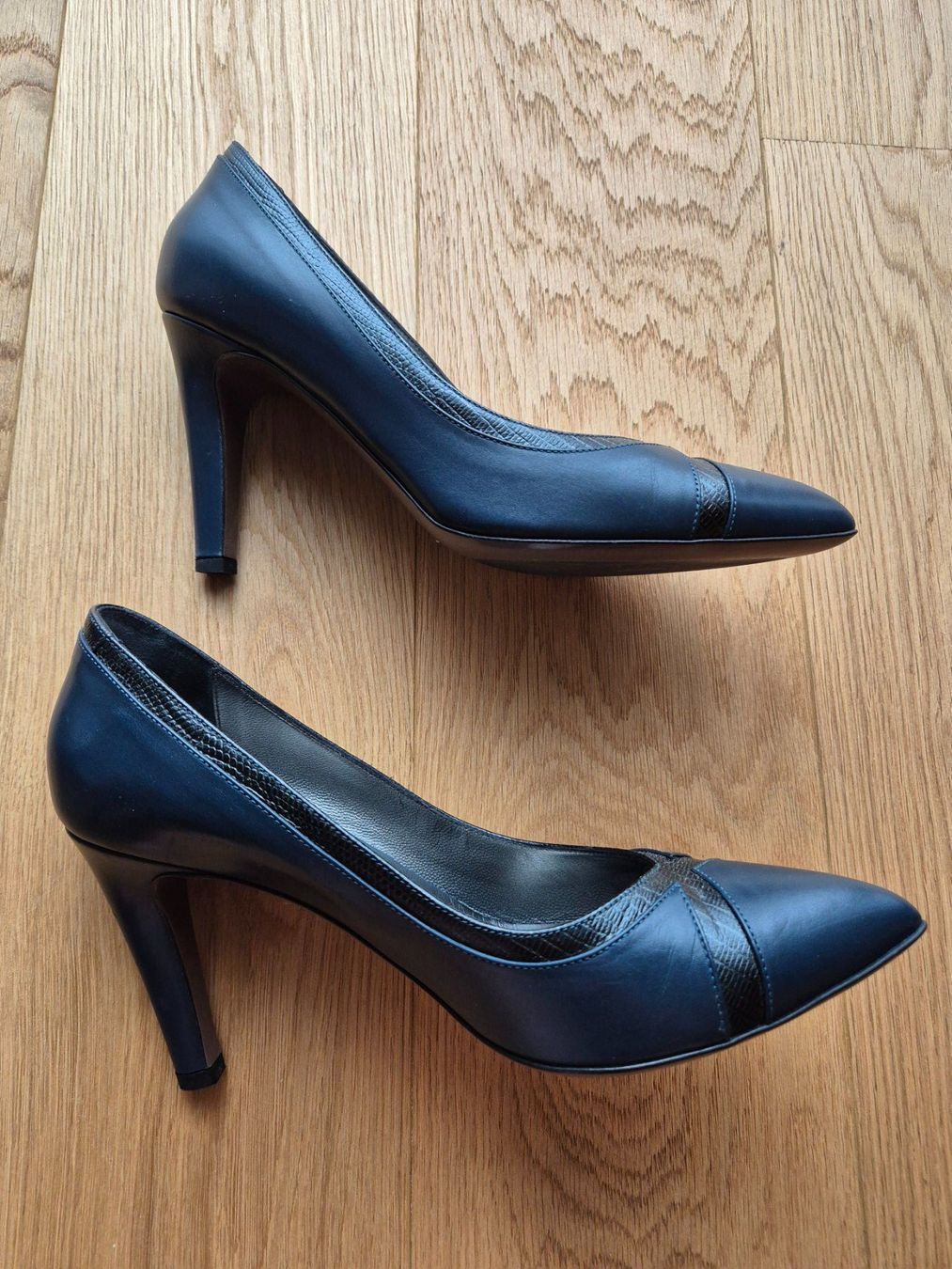 Navyboot Scarpe da donna: NAVYBOOT navy blue leather pumps P.38 – Usato da Satigny venduto da Helene2014 9