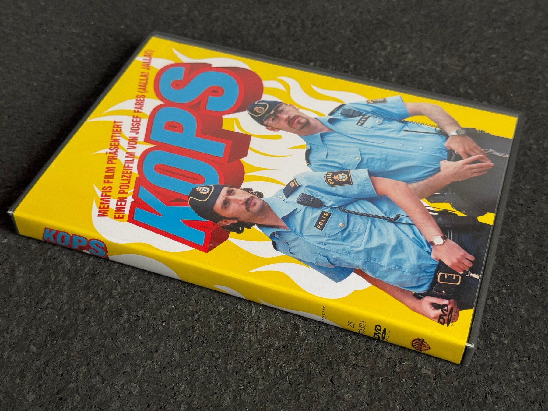 Tutti i DVDs: KOPS DVD SW/DE DE+FR U-titel – Usato da Fribourg venduto da tschjoly 5