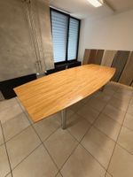 Grosser Konferenztisch- Top Zustand !