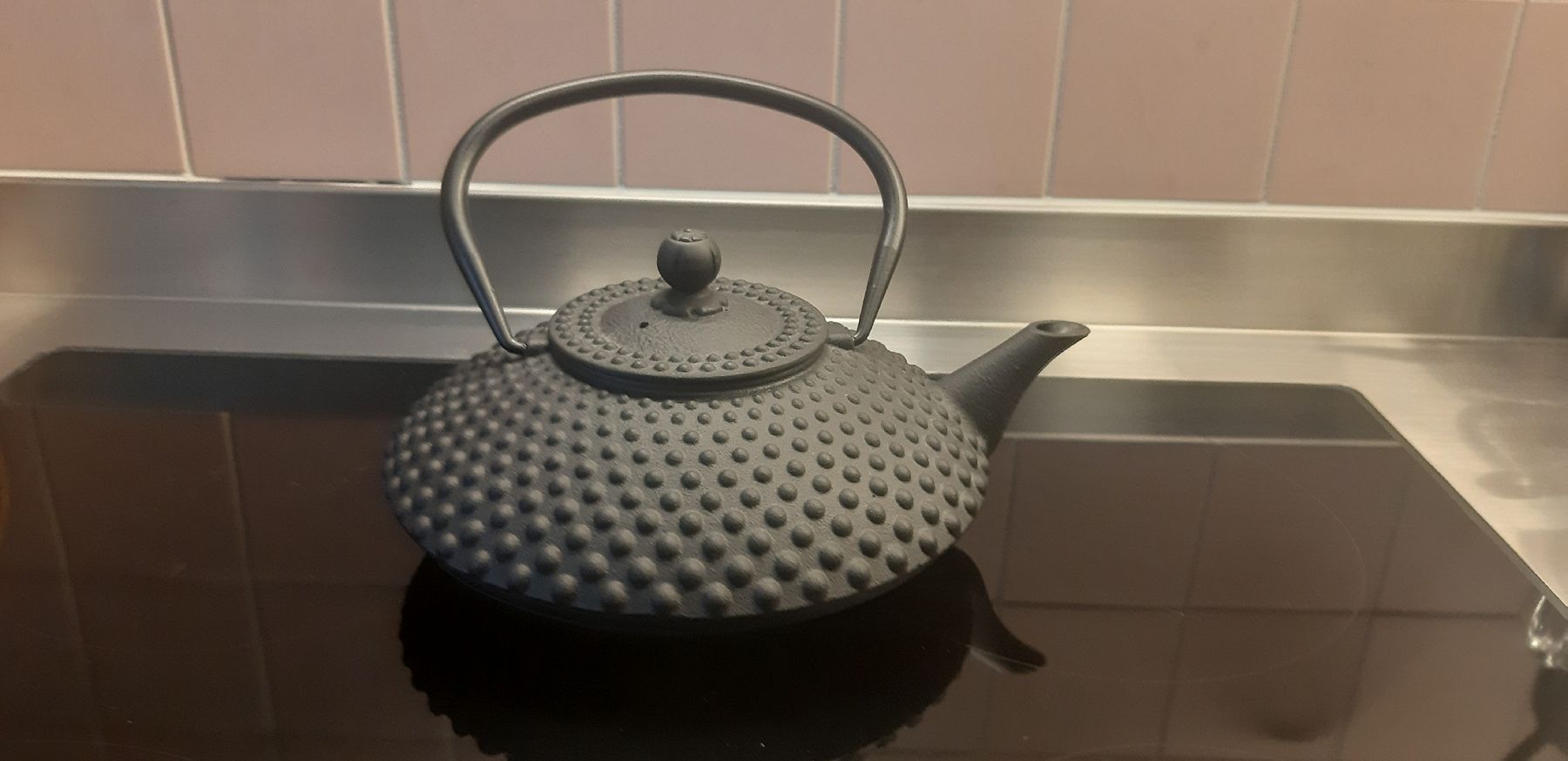 Teiere: Gusseisen Teekanne NEU – Nuovo e nell'imballaggio originale da Zürich venduto da Venecia25 5