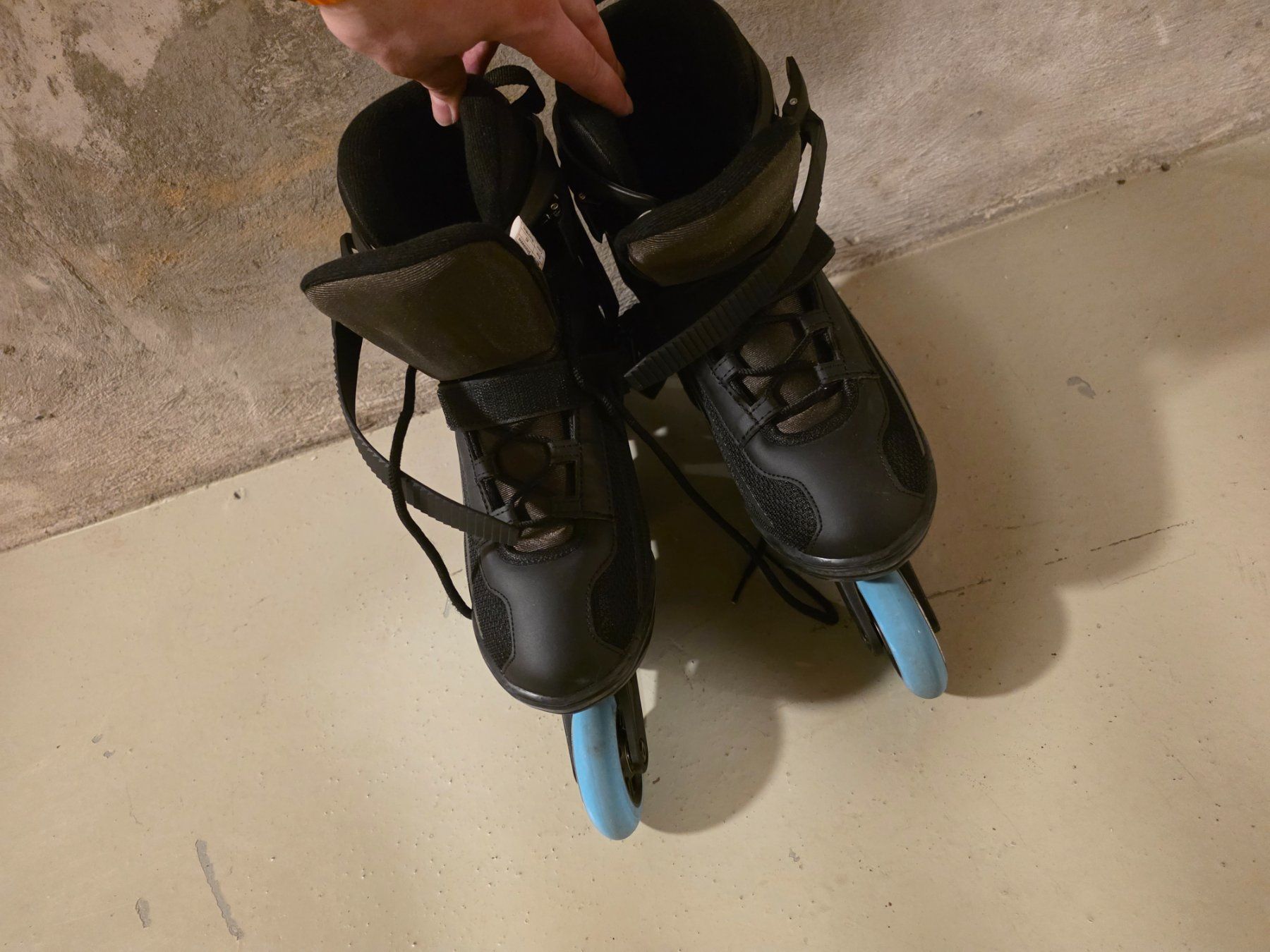 Pattini in linea & Pattini a rotelle: Inline Skates Grösse 43/44 Schwarz/Blau – Usato da Benglen venduto da Schiggy-TCG 3