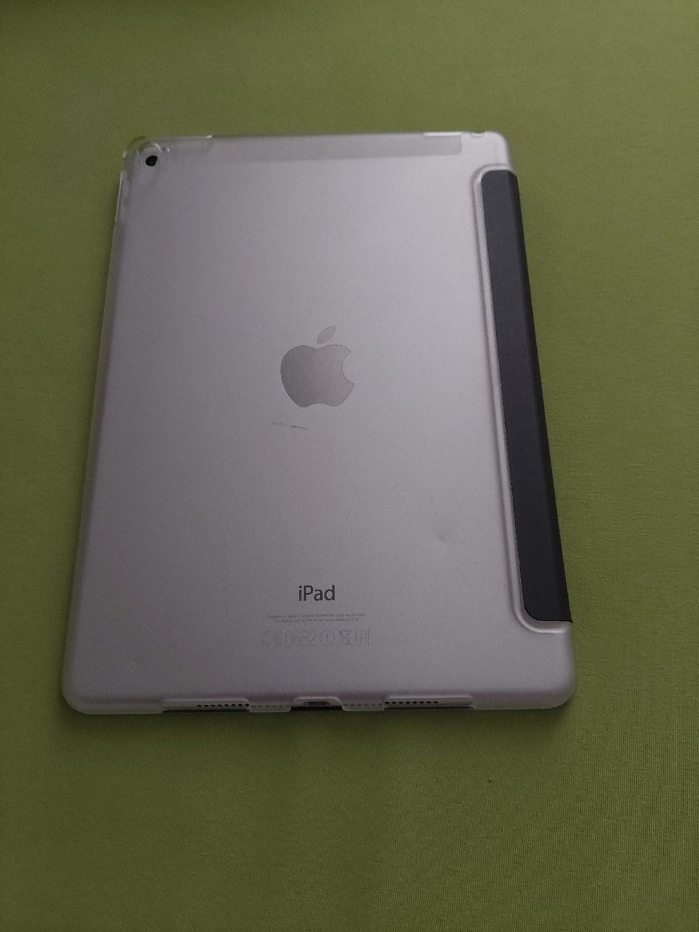 Altri accessori: Schutzhülle für iPad - Neu – Nuovo (secondo la descrizione) da Luzern venduto da M.Ai 4