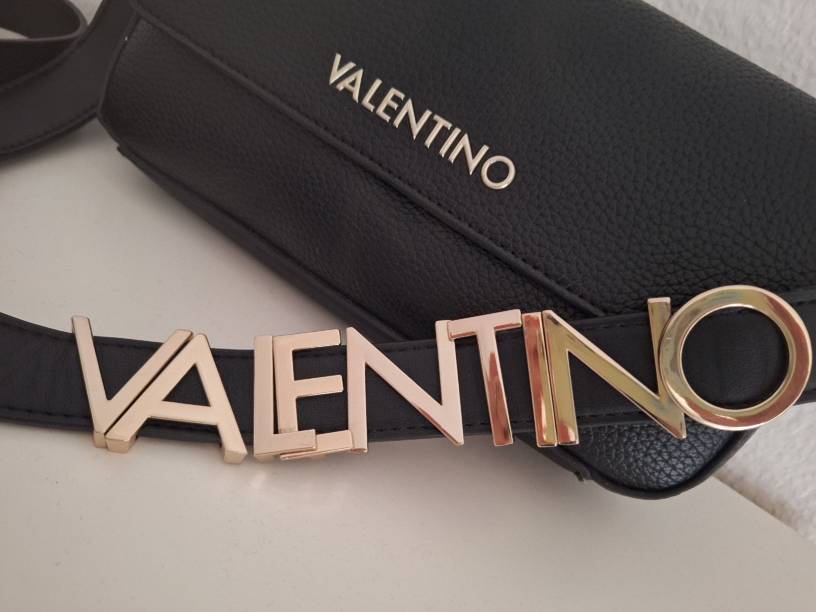 Valentino Taschen für Damen: Valentino Tasche – Gebraucht aus Mumpf von SwissDi 2