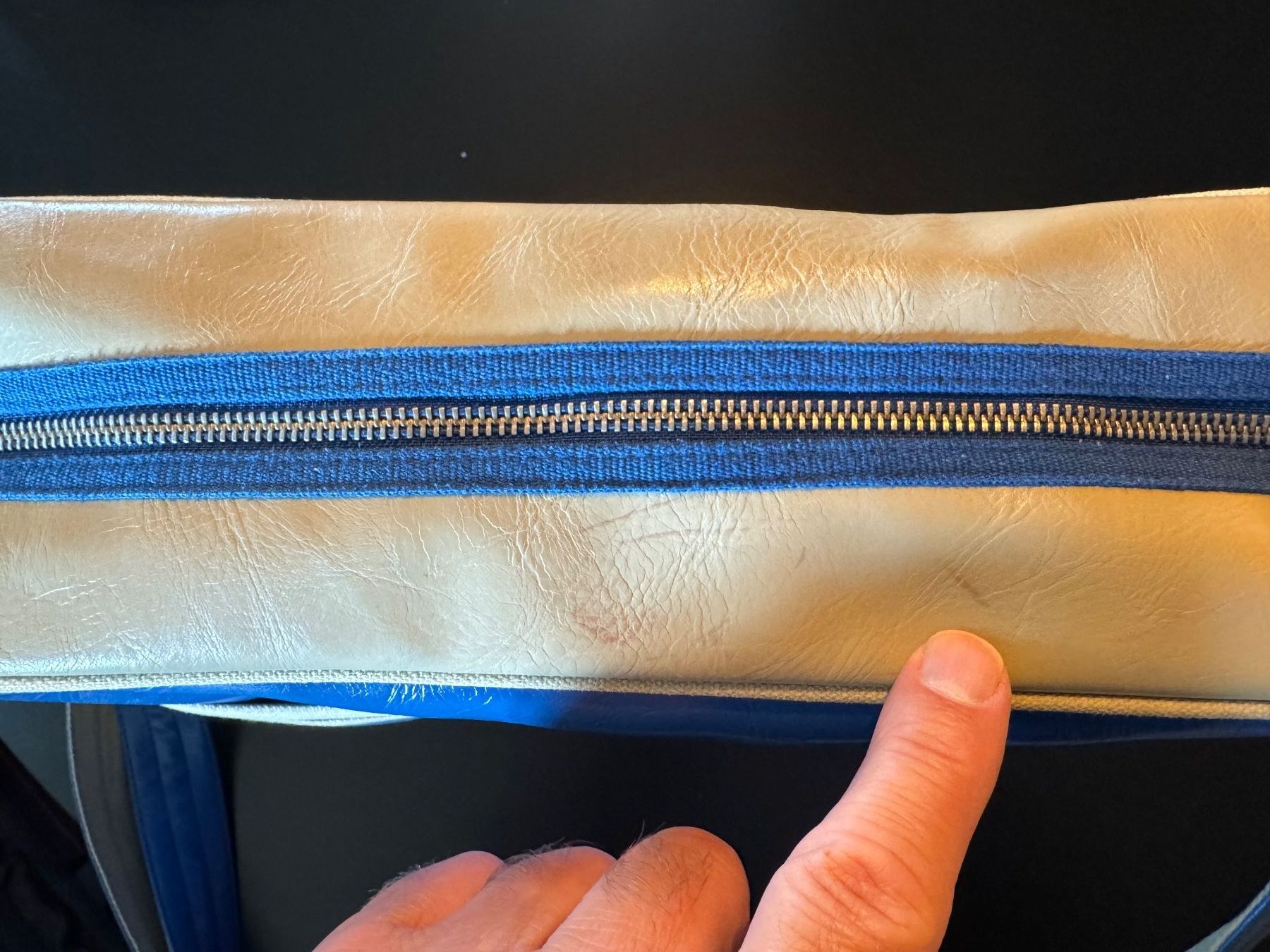 Fred Perry Borse: FRED PERRY Messenger Bag / Umhängetasche – Usato da Zürich venduto da Alpnach_ 4