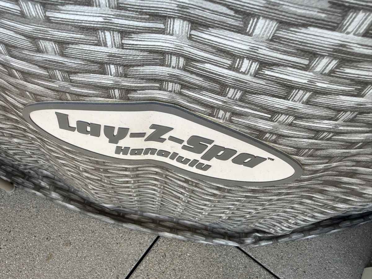 Whirlpool: Jacuzzi gonflable possibilité de livraison – Usato da Renens VD venduto da Nuket 1