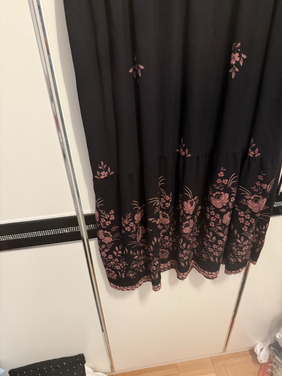 Vestiti: Damen Kleid Gr.40 Neu – Usato da Pfungen venduto da Outlet64 2