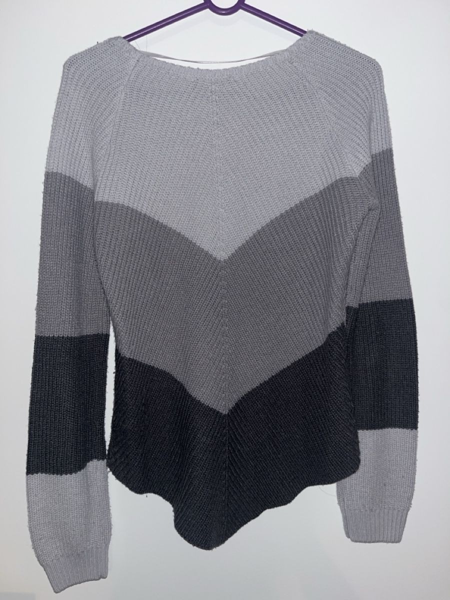 Maglioni & Felpe: Stylischer Strickpullover Gr. S – Usato da Dübendorf venduto da ani_xht5 1