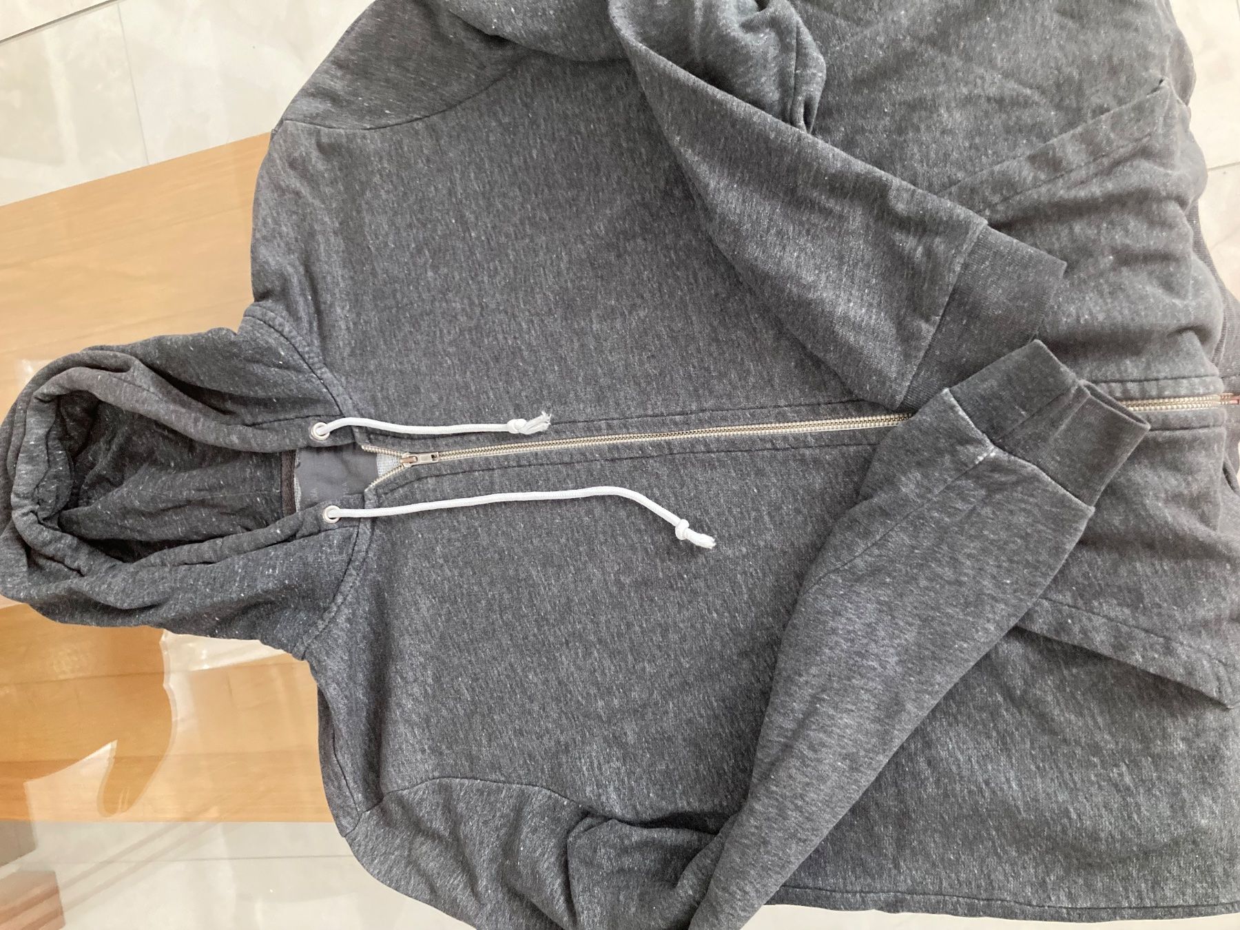 Lotti di vestiti: Herren Sweatshirts und Hoodies – Usato da Oberhasli venduto da IsmailRammal 6