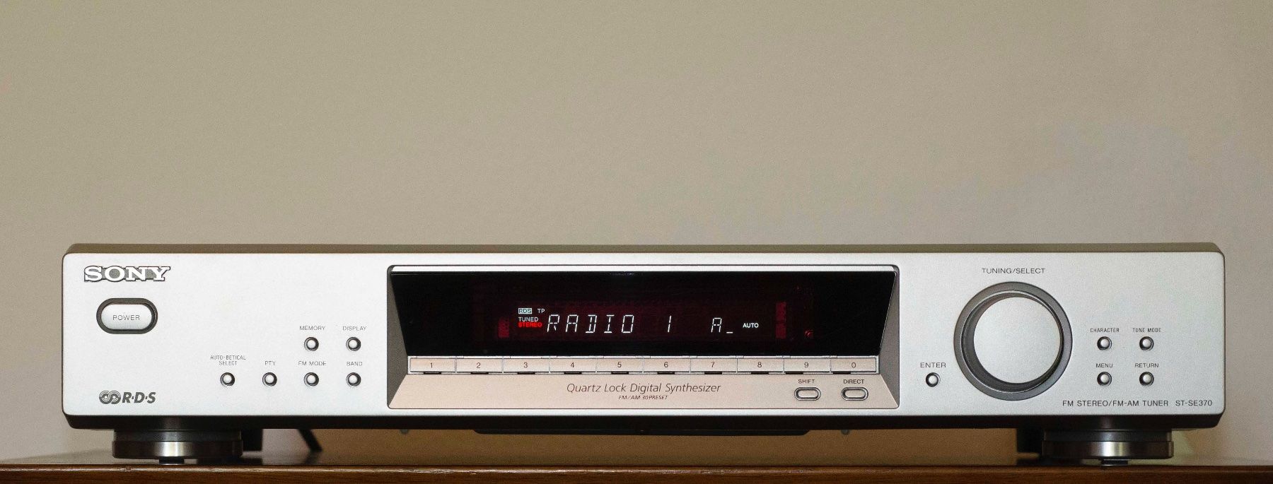 Sony Radio: TUNER Sony ST-SE 370 RDS – Usato da Schwerzenbach venduto da floridan 1