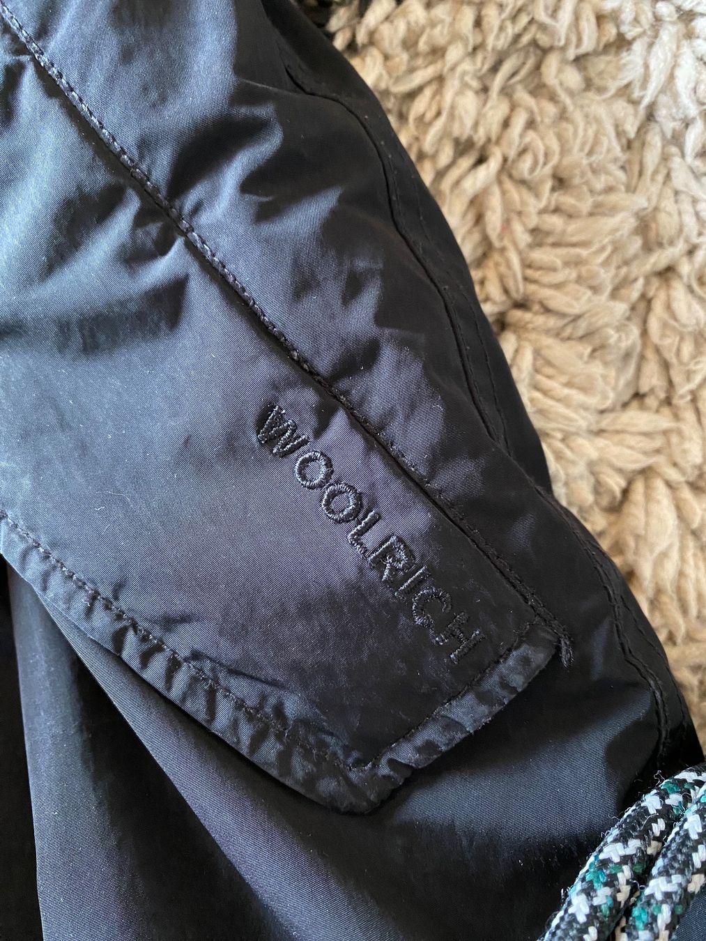 Woolrich Mäntel: Original Woolrich Wintermantel Black – Gebraucht aus Buchs ZH von crazyhandbaggirl123 5