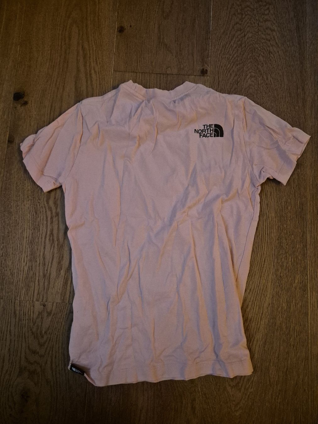 North Face Camicette, T-shirt & Top: The north face maedchen tshirt Gr.M(104) – Usato da Ostermundigen venduto da Louhdezd 2