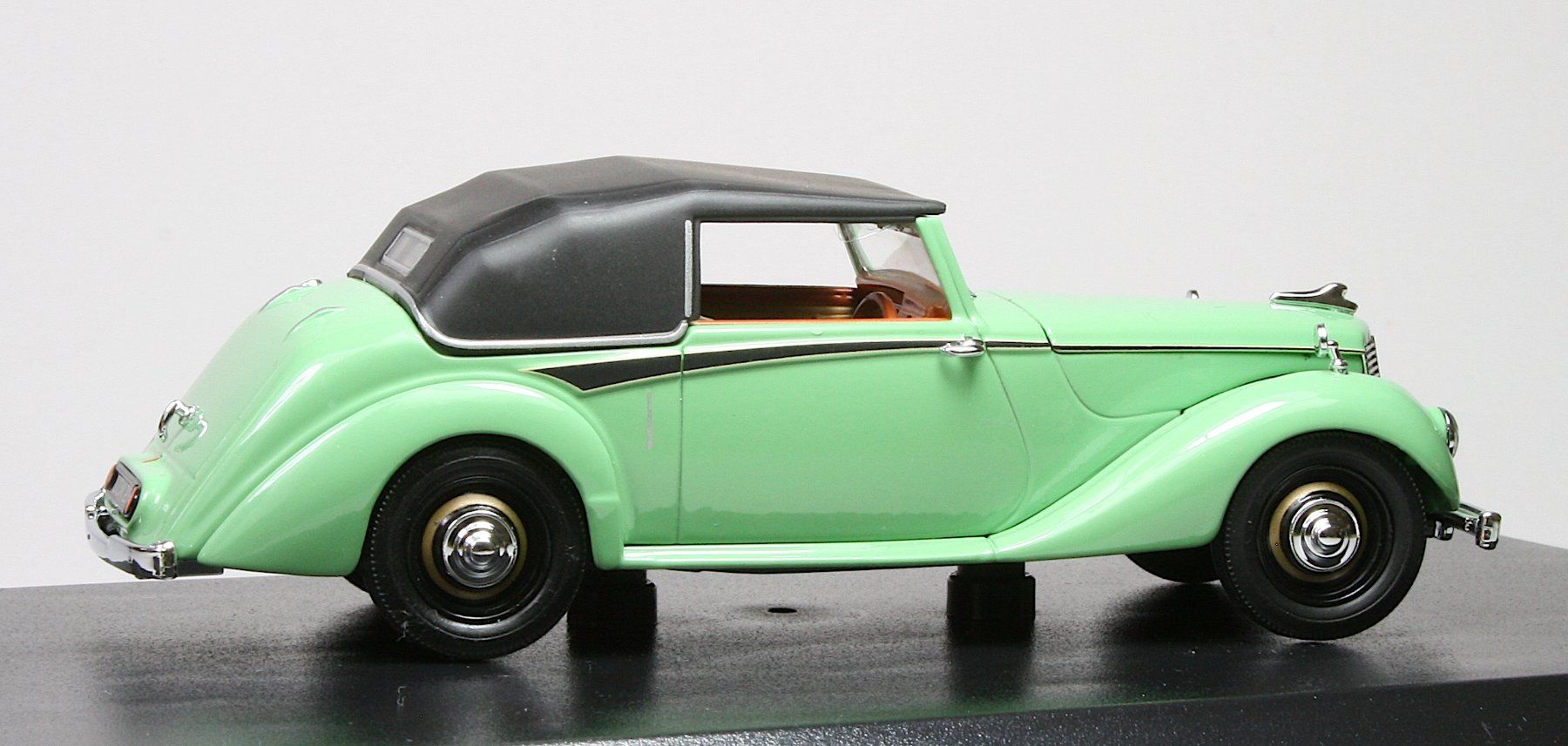 Modellini d'auto: Oxford Diecast Armstrong Siddeley Hurricane – Nuovo (secondo la descrizione) da Elsau venduto da Peekay8 6