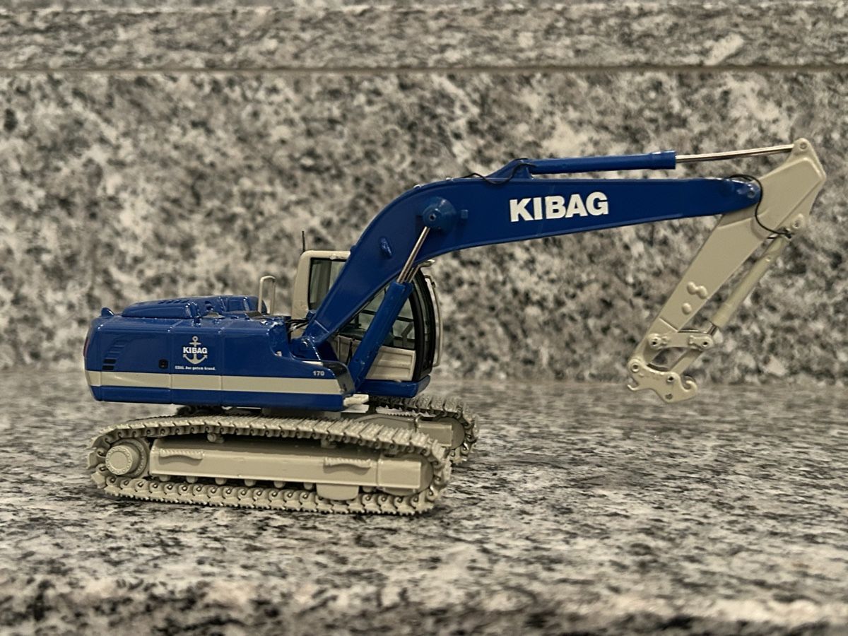 Liebherr Modellbausätze & Standmodelle: Liebherr Kibag, 1:50 – Defekt aus Horw von Tigercat635 3