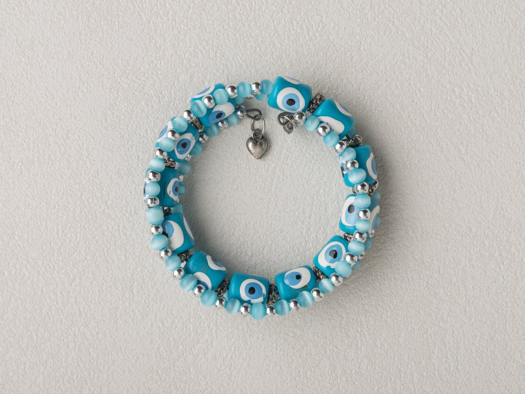 Bracciali & Braccialetti: Armreif Nazar Evil Eye, blau & Silberfarben – Usato da Ziefen venduto da sin_2chk