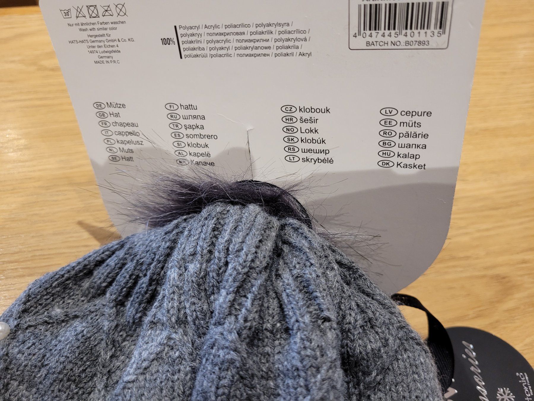 Chapeaux, bonnets & casquettes: Wollmütze mit Bommel – Neuf (Voir description) à Nottwil par echtMOMO 5