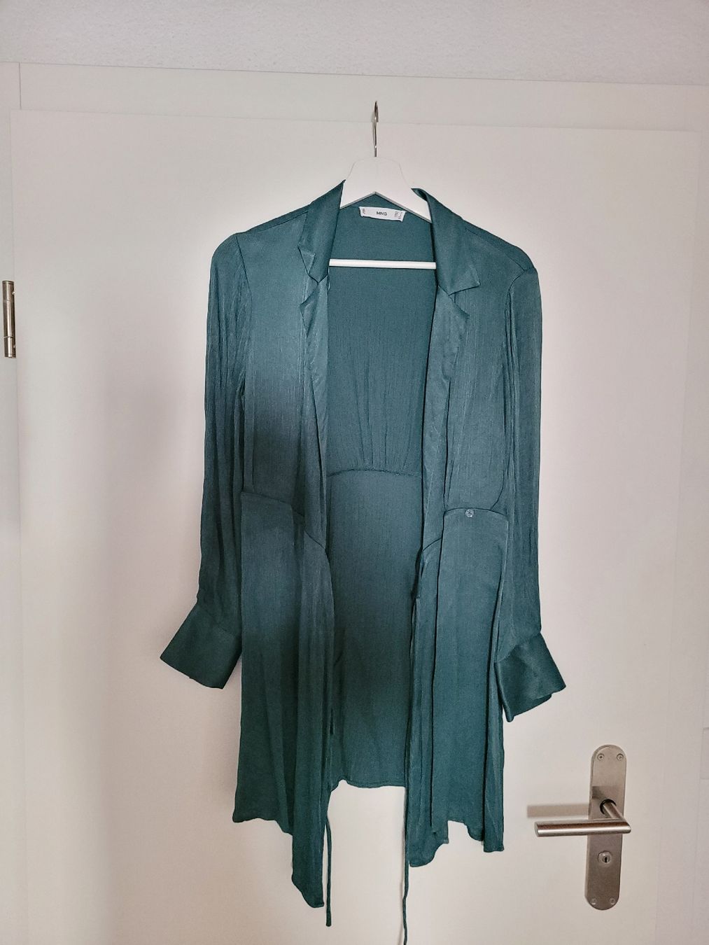 Robes: Oberteil oder kurzes Kleid Mango gr. M – D'occasion à Inwil par Flower2325