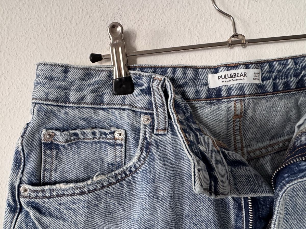 Pull&Bear Jeans: Jeans Shorts Pull&Bear Grösse 42, hellblau Denim – D'occasion à Zürich par bergi777 3