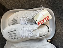 Nfinity Flyte Cheerleading Schuhe gr. 5.5 & Tasche